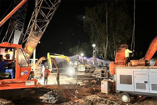 Nguyên nhân chính khiến cháu bé bị lọt vào lòng cọc bê tông dẫn đến tử vong