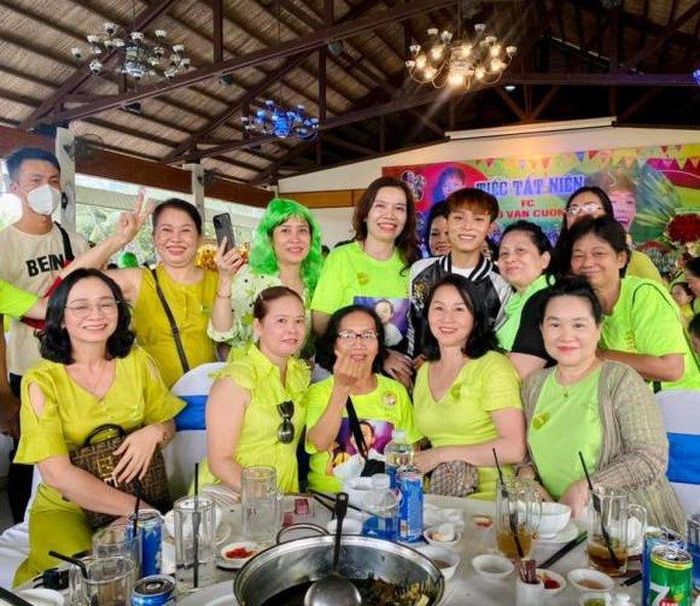 Bất ngờ với hình ảnh mới nhất của Hồ Văn Cường-1