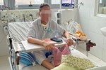 Gia đình bức xúc vì con bất ngờ hôn mê sau khi vào viện điều trị viêm phổi-3