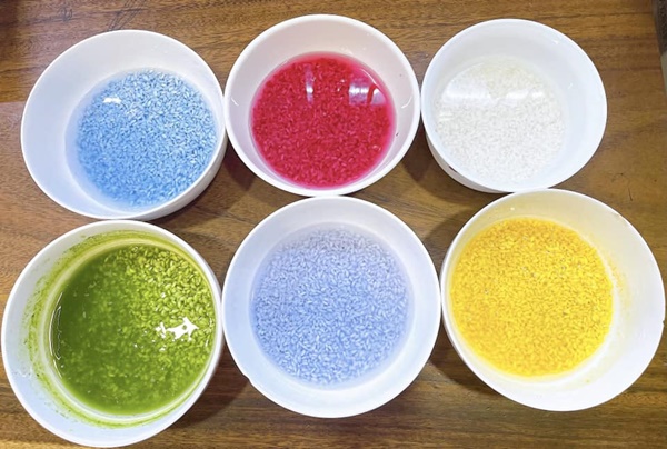 Bí quyết nấu xôi ngũ sắc hoàn toàn từ màu tự nhiên, vừa ngon sạch lại đẹp mắt-1