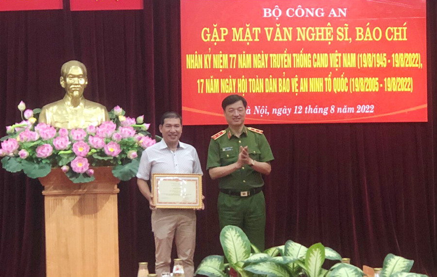 NSƯT Quang Thắng: Trong nhóm Táo tôi khù khờ và chịu thiệt thòi-3