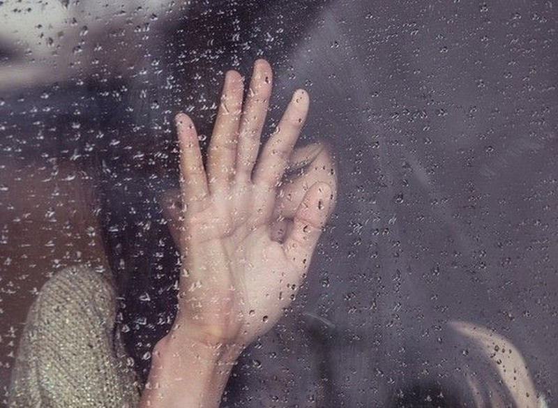 Rủ nhau ra khách sạn đổi gió, cặp đôi phát hiện điều kinh dị-1