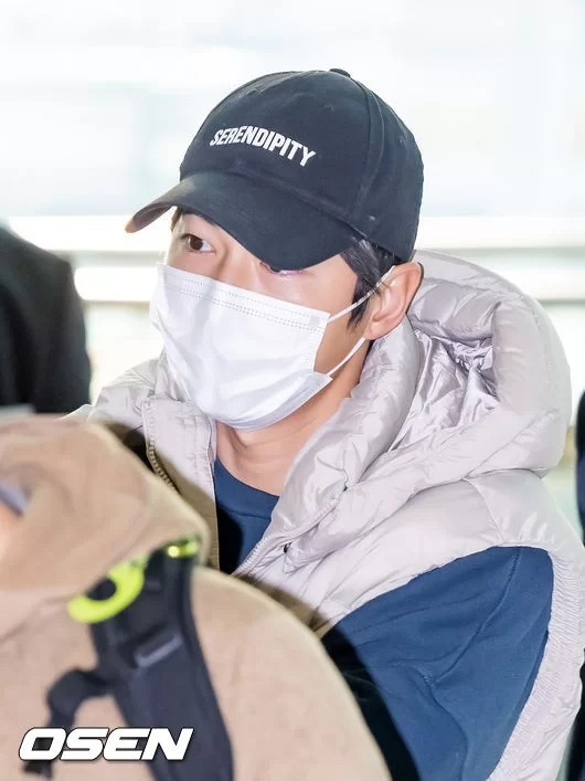 Song Joong Ki sau khi công khai hẹn hò-1