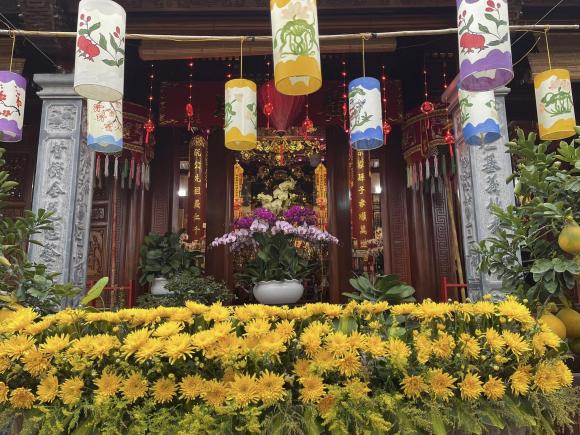 Việt phủ dát vàng của Vượng Râu ở Nam Định trang hoàng lộng lẫy, ngập sắc hoa đón Tết-4