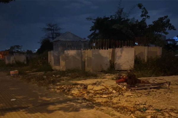 Phát hiện một thi thể bị cháy đen ở TP Thủ Đức-1