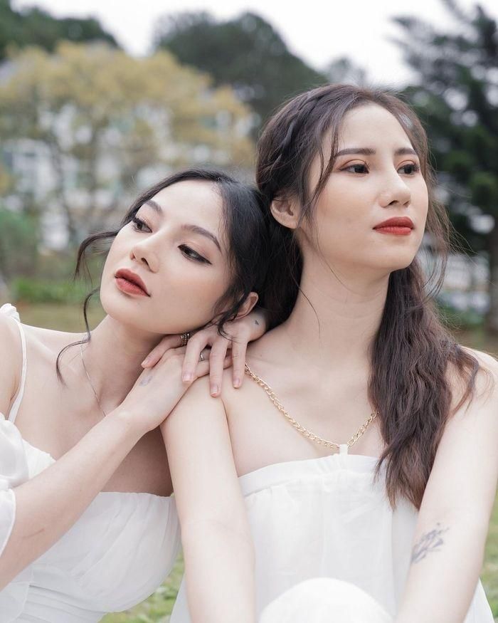 Yêu nhau từ cộng đồng LBGT, nhiều cặp đôi làm netizen ghen tị-7