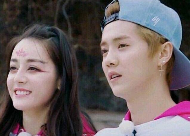 Tình trường của Địch Lệ Nhiệt Ba trước tin đồn mang thai-1