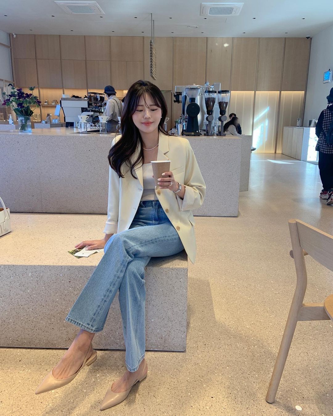 7 ý tưởng phối đồ với quần jeans cực xinh diện Tết-6