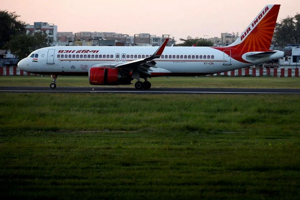 Cái kết đắng của đại gia Ấn Độ tiểu lên người nữ hành khách trên máy bay-2