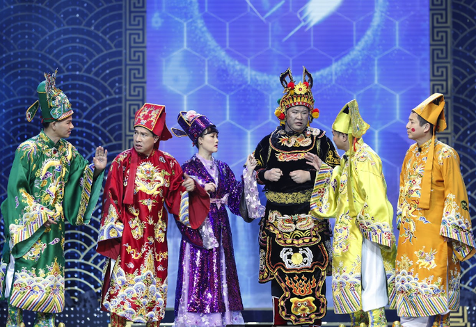 Táo quân 2023 nóng hổi chuyện giám đốc đăng kiểm không biết chữ-5