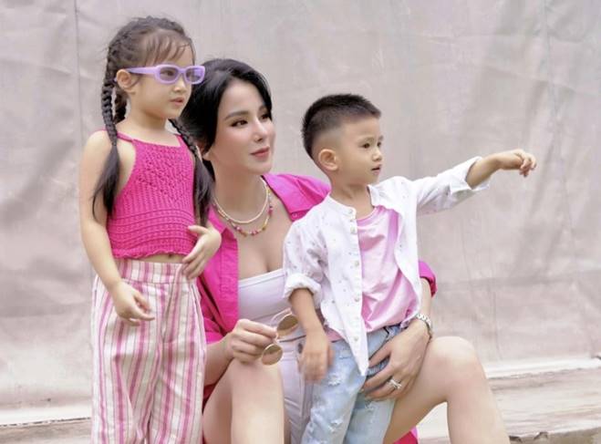 Diệp Lâm Anh được mẹ tặng nhà để nuôi con sau ly hôn-3