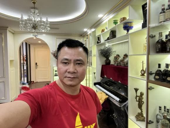 Hé lộ thêm ảnh trong không gian căn hộ mới của nghệ sĩ Tự Long-7