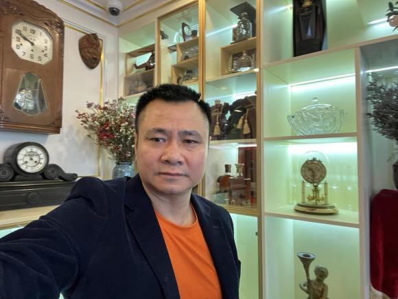 Hé lộ thêm ảnh trong không gian căn hộ mới của nghệ sĩ Tự Long-8