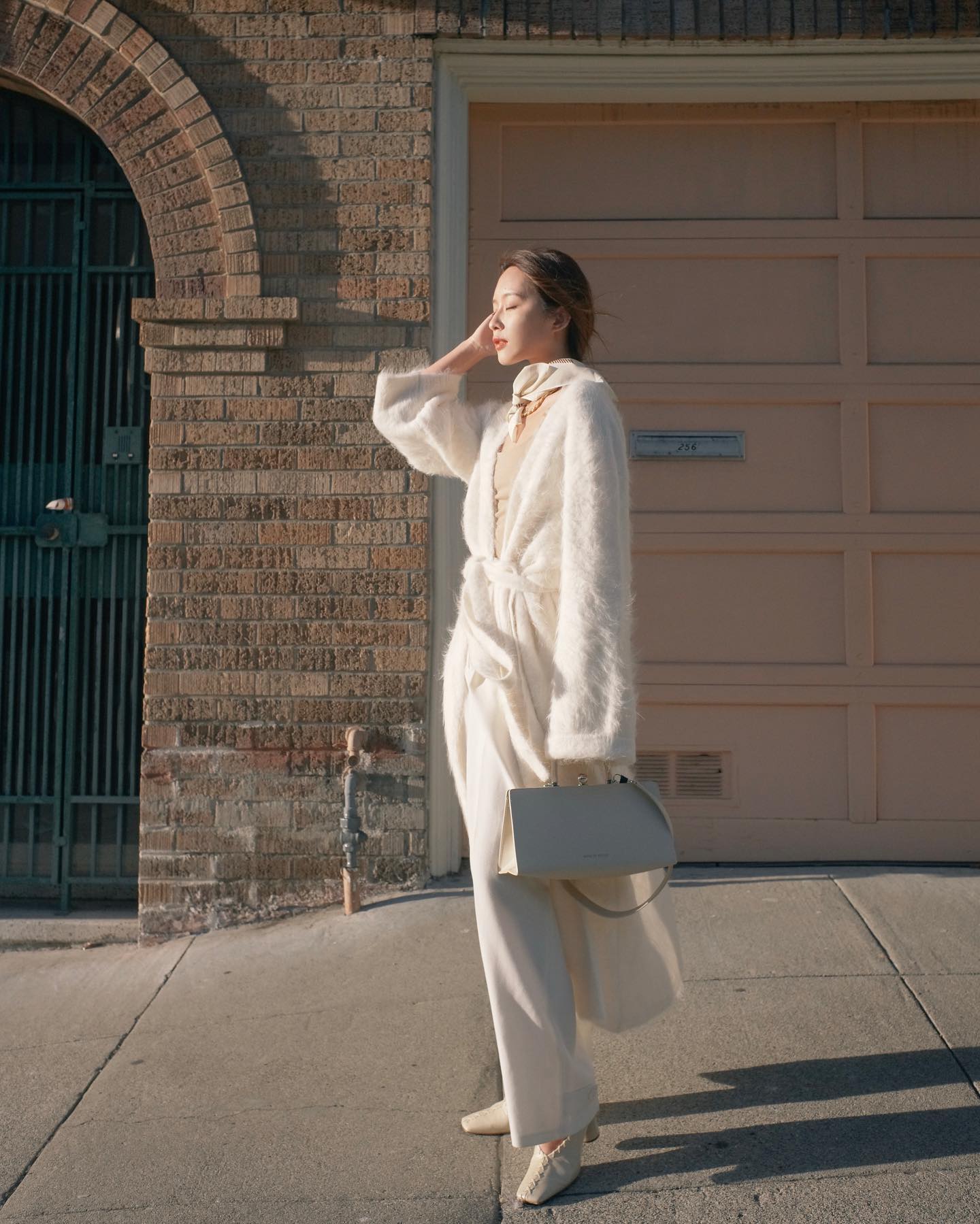 10 kiểu trang phục nên diện khi đi giày cao gót-4