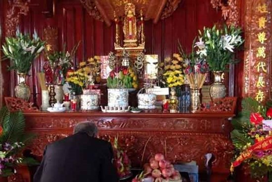 5 sai lầm nghiêm trọng khi dọn bàn thờ đón Tết 2023