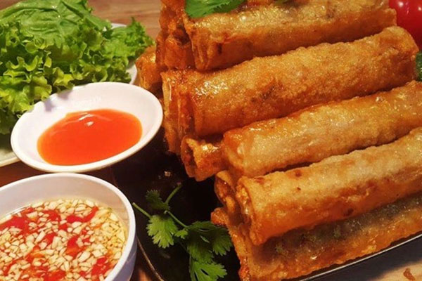 Bí quyết làm món nem rán giòn rụm ngày Tết-1