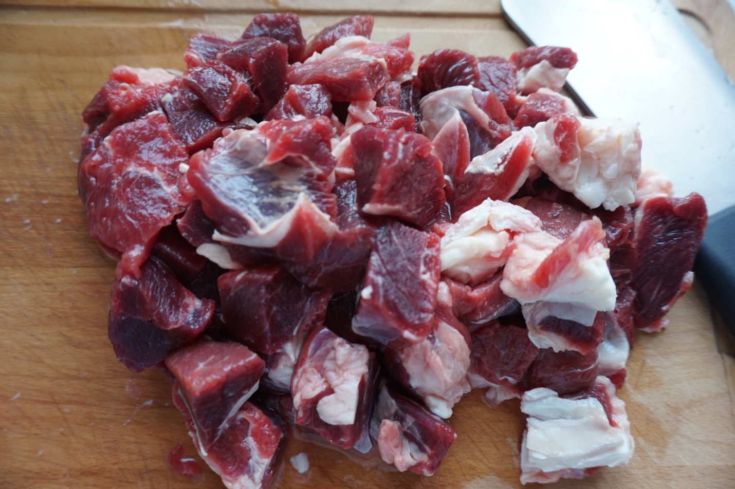 Thịt bò kho nóng hổi ngon miệng cho bữa tối-1