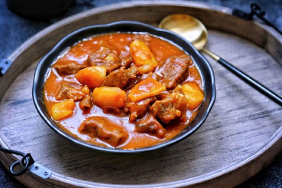 Thịt bò kho nóng hổi ngon miệng cho bữa tối