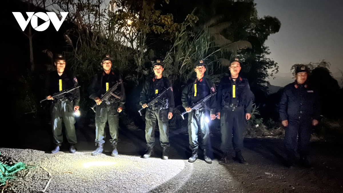 Vụ giết người trên đồi cao su ở Lai Châu: Vận động nghi can ra đầu thú-1