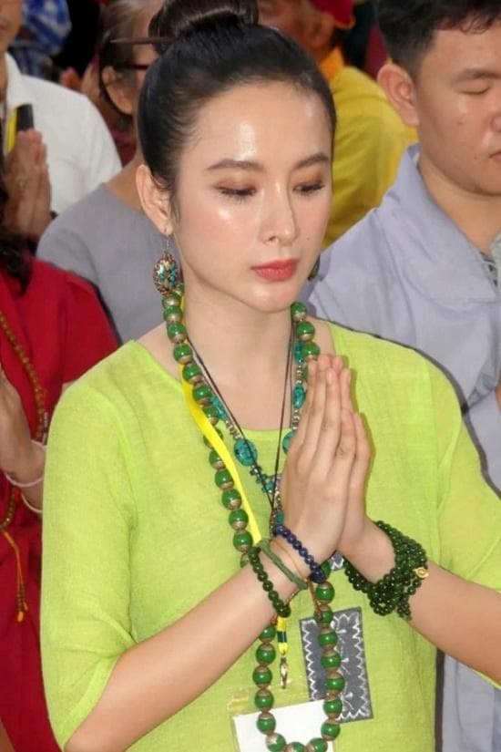 Angela Phương Trinh trải lòng về lý do rút khỏi showbiz Việt, nhận xét thẳng thắn về thời trẻ trâu-4