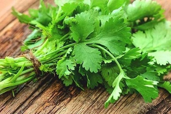 Rau trong vườn nhà, biết ăn sẽ giúp giảm nguy cơ mắc ung thư và mỡ máu