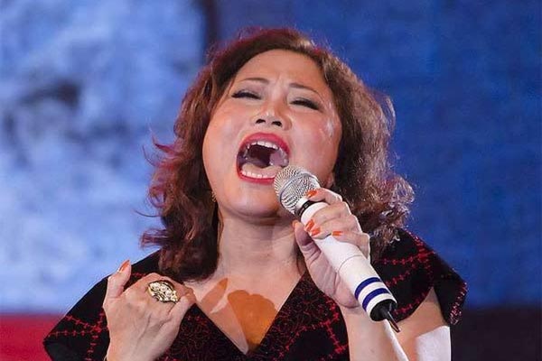 Từng nổi tiếng một thời, Siu Black giờ vất vả nuôi heo, làm nước mắm-7