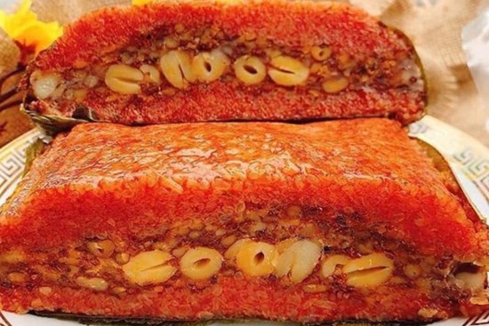 Mới lạ bánh chưng Tết vị caramel, nhân bào ngư