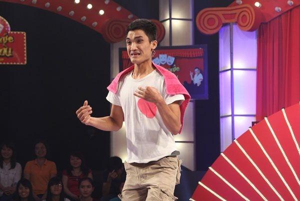 Mạc Văn Khoa lột xác thành chủ tịch nhờ thay đổi kiểu tóc trước Tết-2