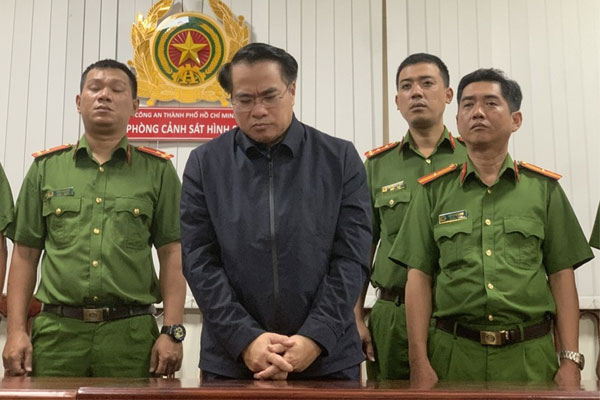 Cục trưởng Cục đăng kiểm Việt Nam bị bắt-1