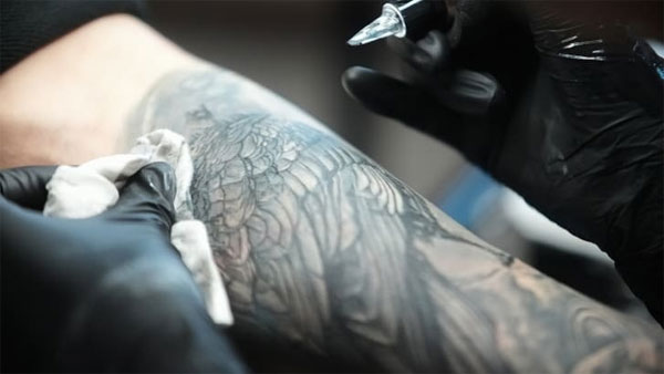 Vì sao xăm mình vẫn là điều cấm kỵ tại Trung Quốc-2