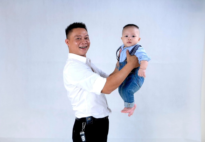 4 cậu con trai của MC Quang Minh làm bố dở khóc dở cười với đam mê bóng đá-1