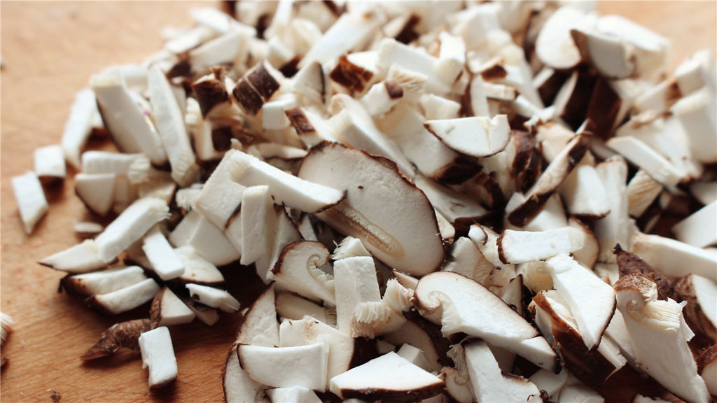 Thịt kho kiểu Đài Loan ăn hao cơm ngày lạnh, ngon mà dễ làm-4