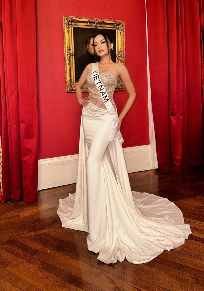 Ngọc Châu kém chất lượng tại Miss Universe-11