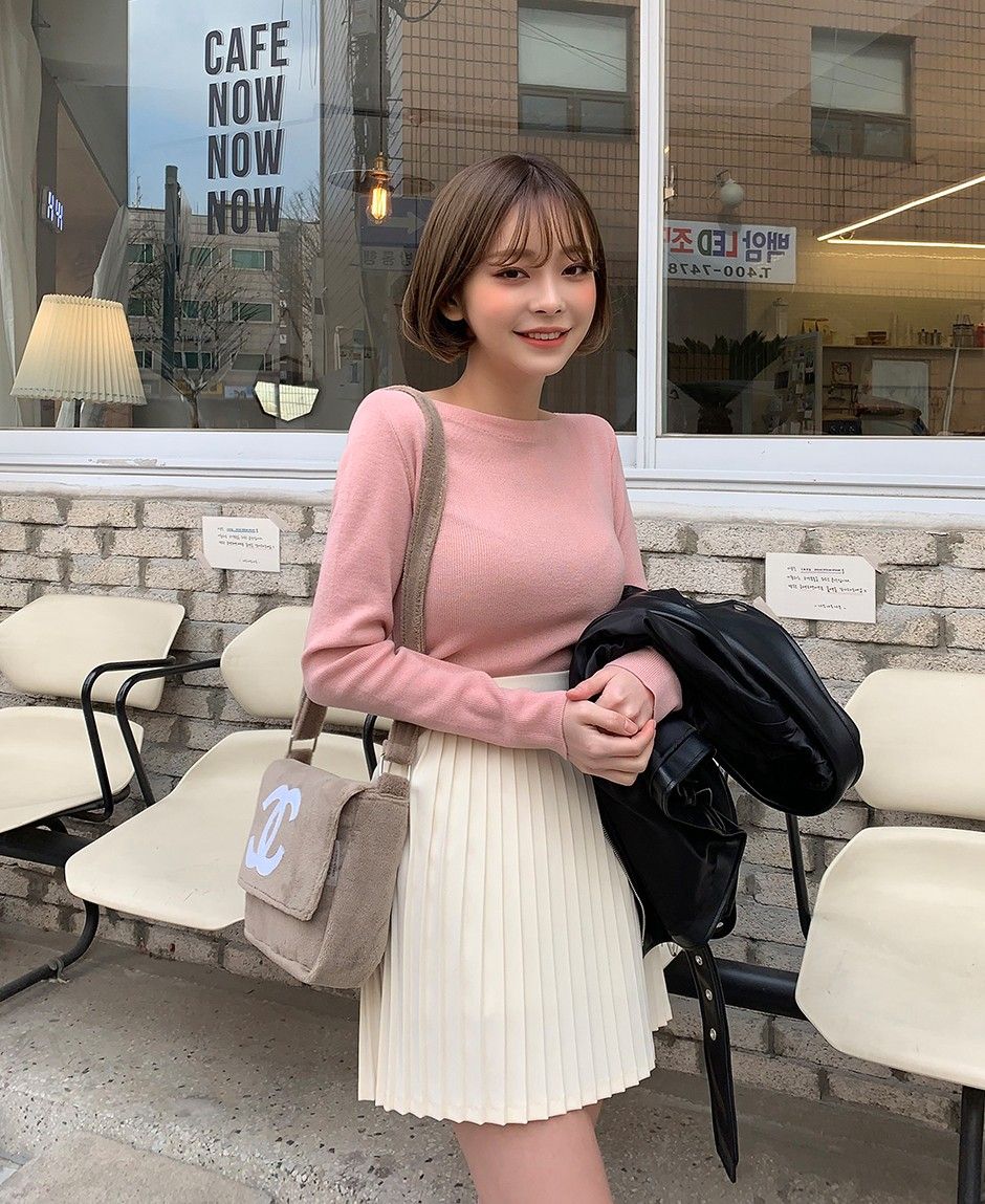 5 kiểu áo là cạ cứng của chân váy giúp chị em mặc đẹp suốt Tết này-5