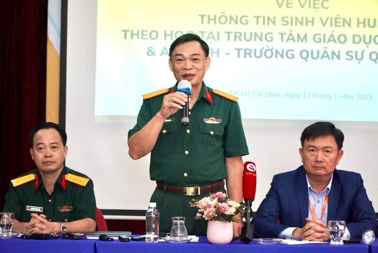 Họp báo về tin đồn nữ sinh bị xâm hại tình dục-3