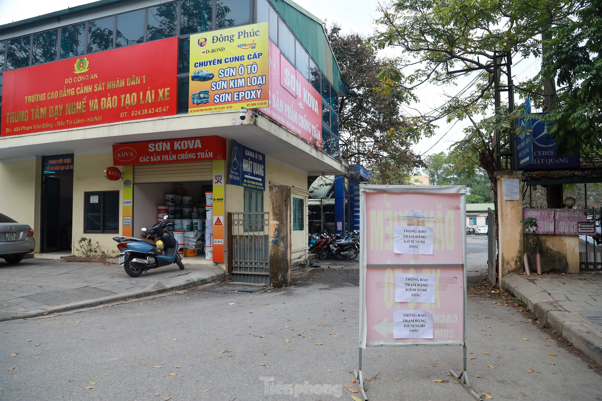 Khổ như đi đăng kiểm: Bà bầu mệt mỏi xếp hàng 5 ngày chưa tới lượt-10