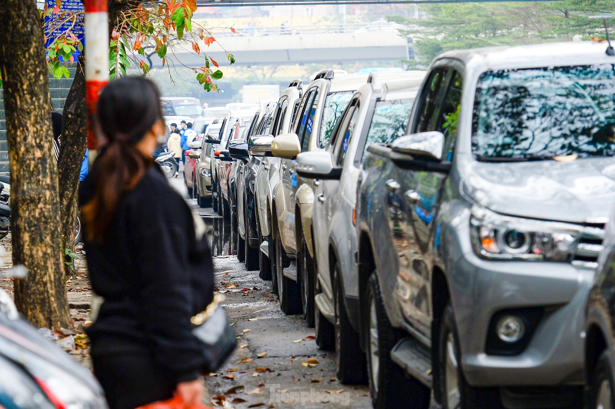 Khổ như đi đăng kiểm: Bà bầu mệt mỏi xếp hàng 5 ngày chưa tới lượt-3