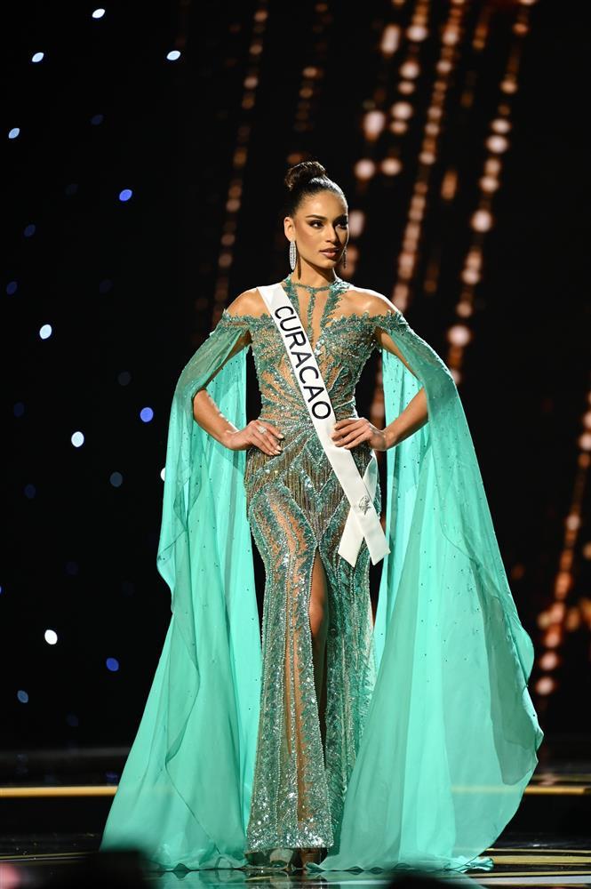 Top 15 đầm dạ hội đẹp nhất bán kết Miss Universe 2022-14