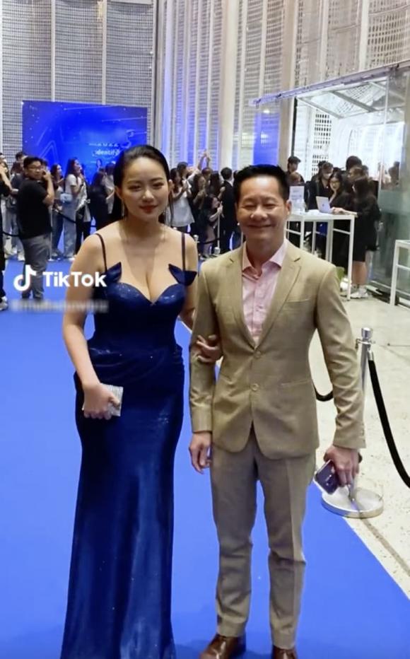 Phan Như Thảo bị team qua đường chụp lén, sắc vóc liệu có như hình tự đăng?-3