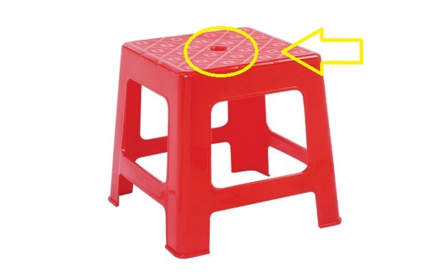 Ghế nhựa thường có 1 lỗ tròn: 90% dùng mãi mà không biết sự thật-3