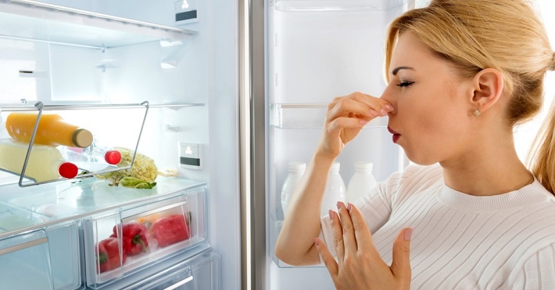 Sau Tết tủ lạnh bốc mùi khó chịu, làm cách này sẽ hết mùi hôi và vết bẩn-1