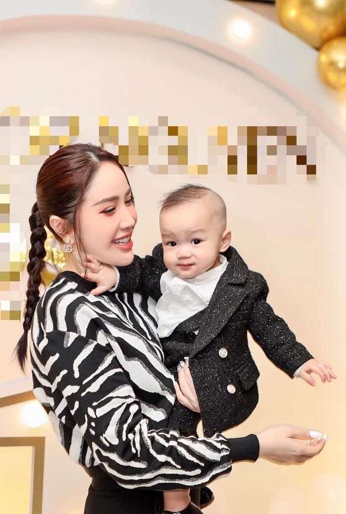 Vô tình để lộ diện mạo quý tử, Bảo Thy quyết định chơi lớn khiến netizen trầm trồ-2