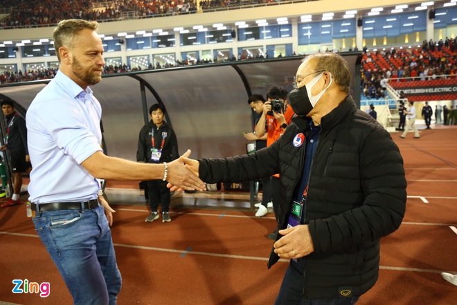 Tuyển Việt Nam hòa Thái Lan 2-2 ở chung kết lượt đi AFF Cup-25