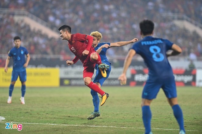 Tuyển Việt Nam hòa Thái Lan 2-2 ở chung kết lượt đi AFF Cup-7