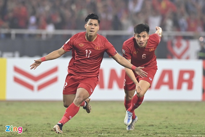 Tuyển Việt Nam hòa Thái Lan 2-2 ở chung kết lượt đi AFF Cup-2