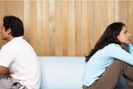 Cứ giận vợ là chồng bỏ về nhà nội, tôi đành