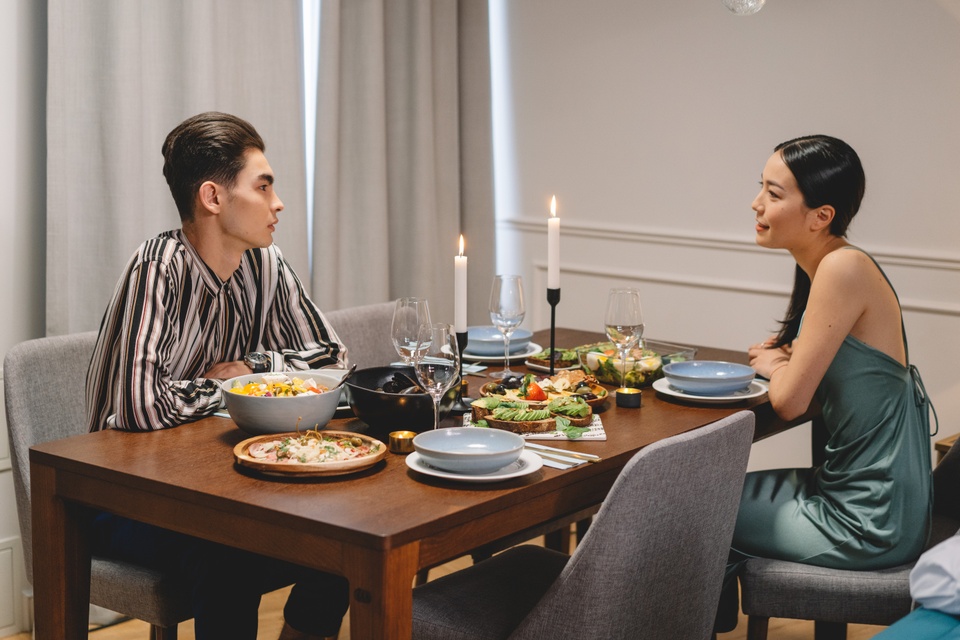 Bố mẹ tìm mọi cách mai mối để con thoát ế, có người yêu trước Tết-1