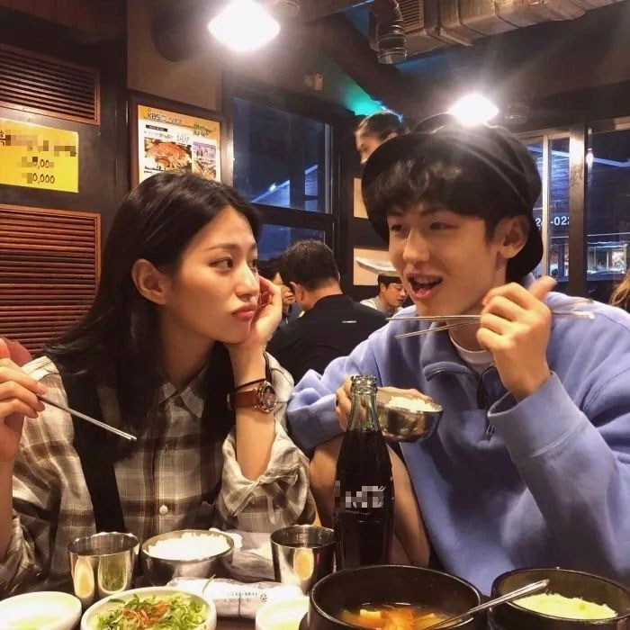 4 loại thực phẩm bác sĩ ung bướu không bao giờ ăn nhưng nhiều người thích-1