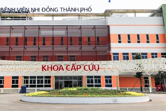 Bắt khẩn cấp bảo mẫu nghi bạo hành bé trai 6 tháng tuổi ở TP.HCM dập não