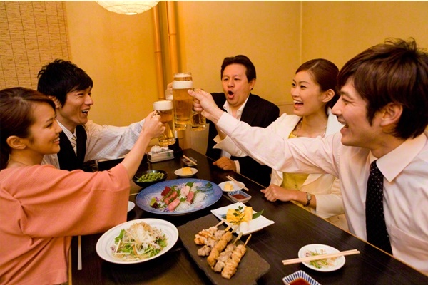 Đây là thời điểm ăn uống khiến cơ thể già đi cực nhanh, lễ Tết rất nhiều người mắc phải-2